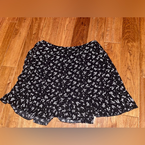 Summer Skirt High Waist Wrap Front Tie Waist Ruffle Hem Casual Mini Short Skirts - Picture 8 of 12